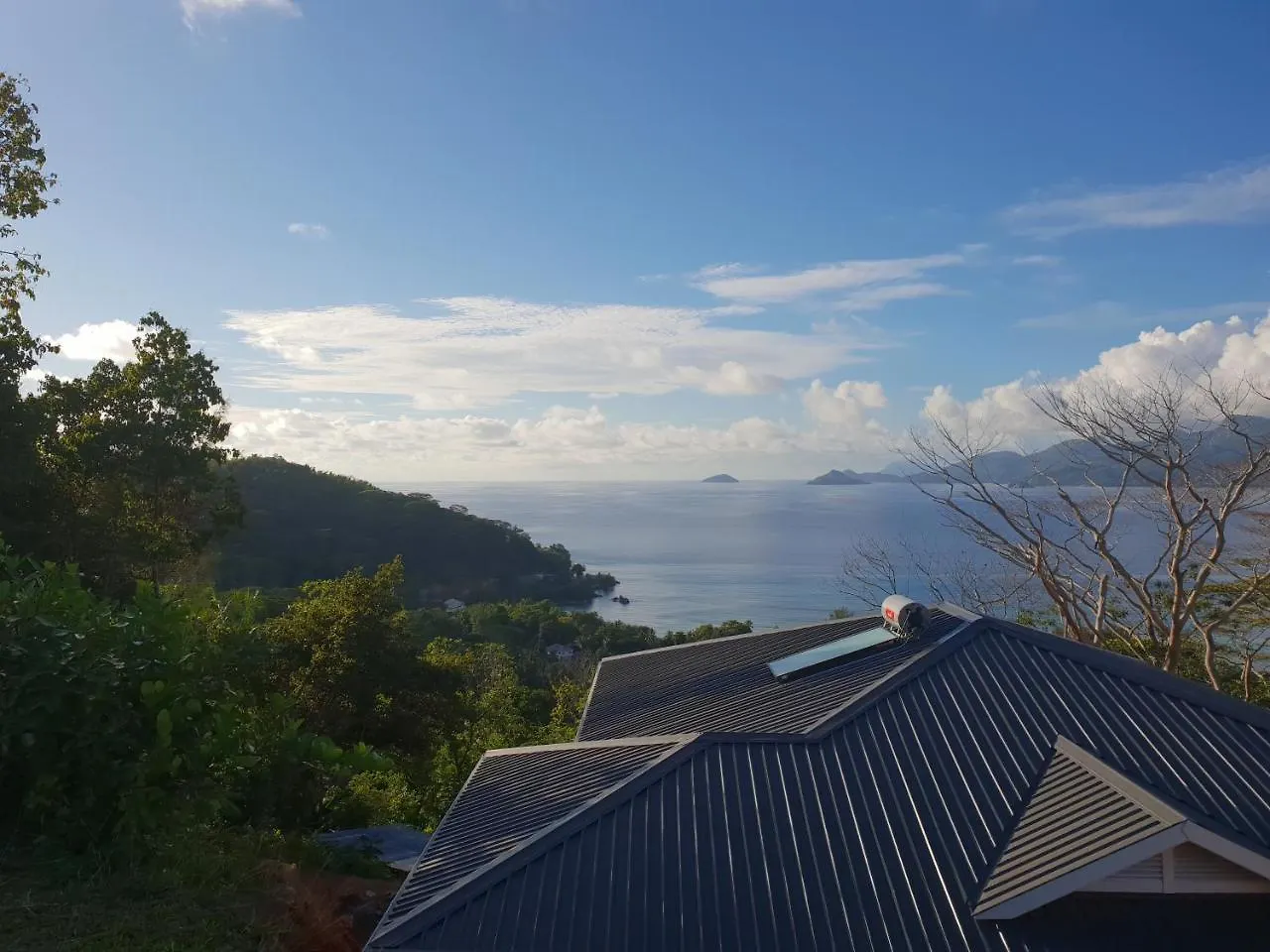 Kanasuk Self Catering Apartments Baie Lazare