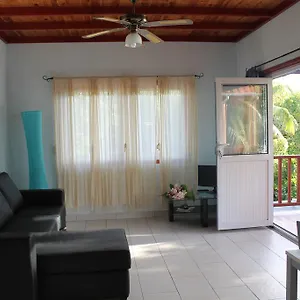 Апартаменты Blue House, Baie Lazare (Mahe)