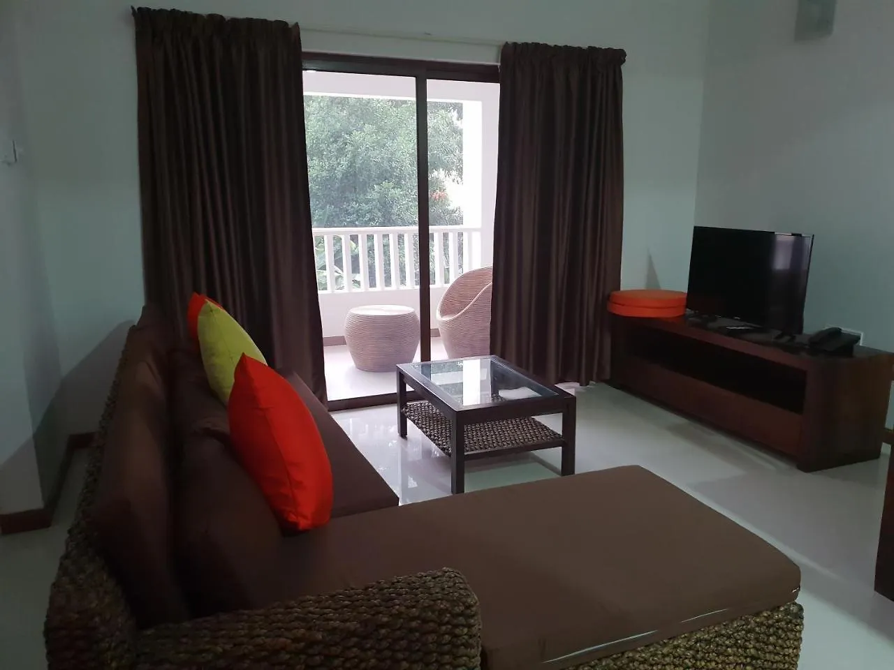 Kanasuk Self Catering Apartments Baie Lazare