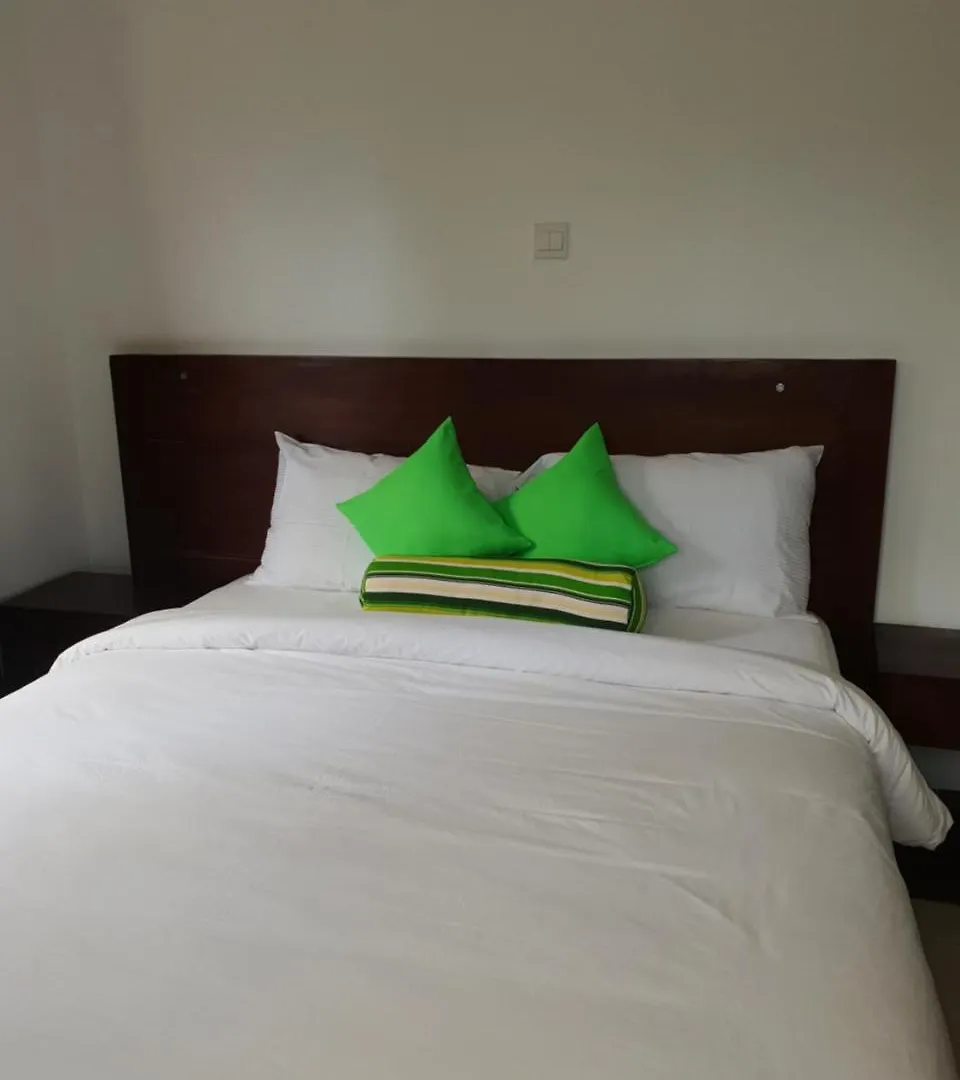 Kanasuk Self Catering Apartments Baie Lazare