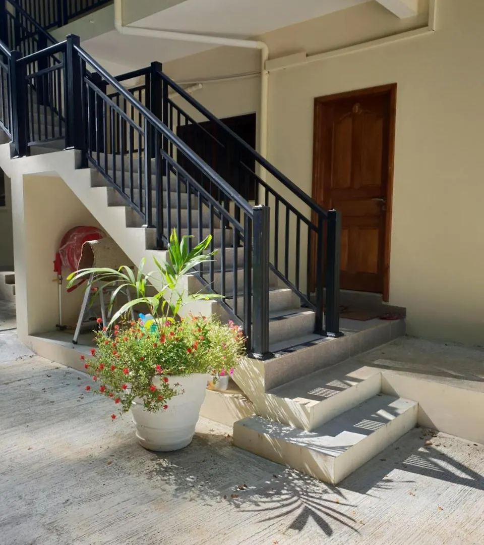Kanasuk Self Catering Apartments Baie Lazare   Baie Lazare (Mahe)