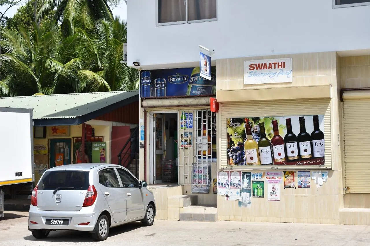 Kanasuk Self Catering Apartments Baie Lazare