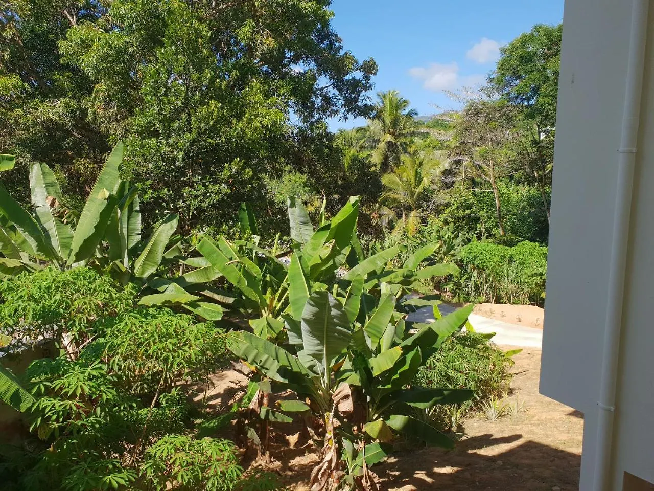 Kanasuk Self Catering Apartments Baie Lazare  Seychelles