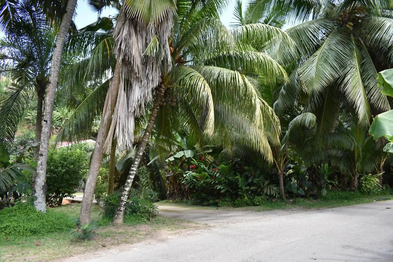 Kanasuk Self Catering Apartments Baie Lazare  Seychelles